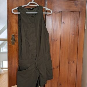 Arc'teryx Dark Olive Top